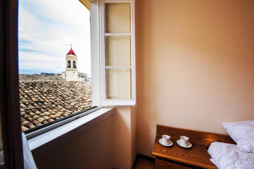 Downtown Apt At Filellinon Corfu  Bagian luar foto