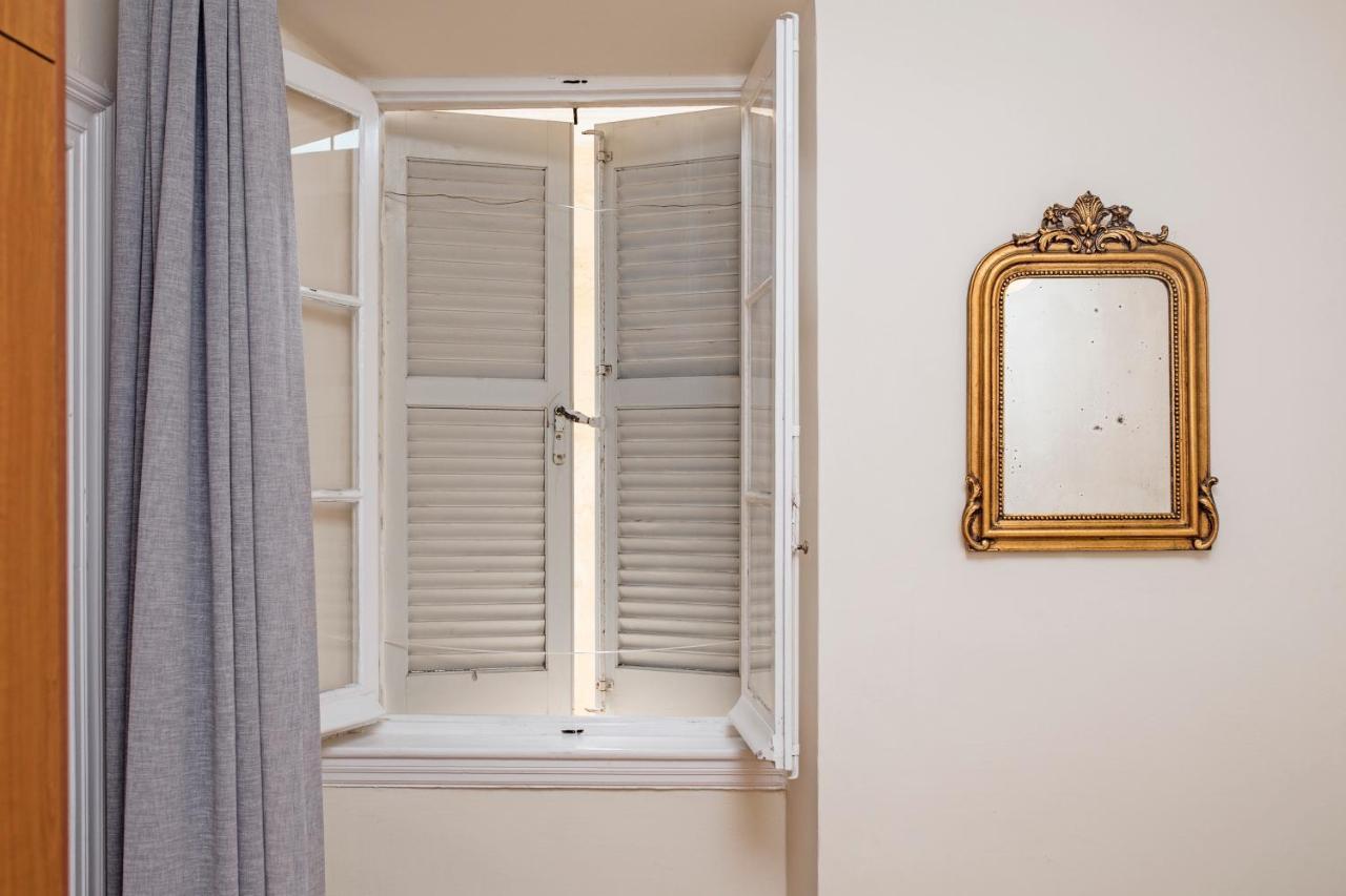 Downtown Apt At Filellinon Corfu  Bagian luar foto