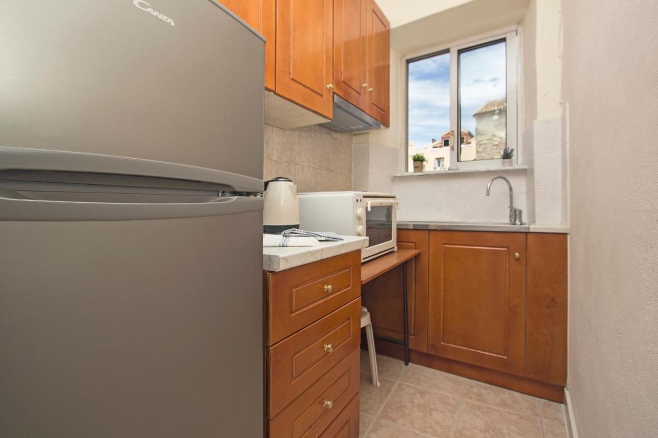 Downtown Apt At Filellinon Corfu  Bagian luar foto